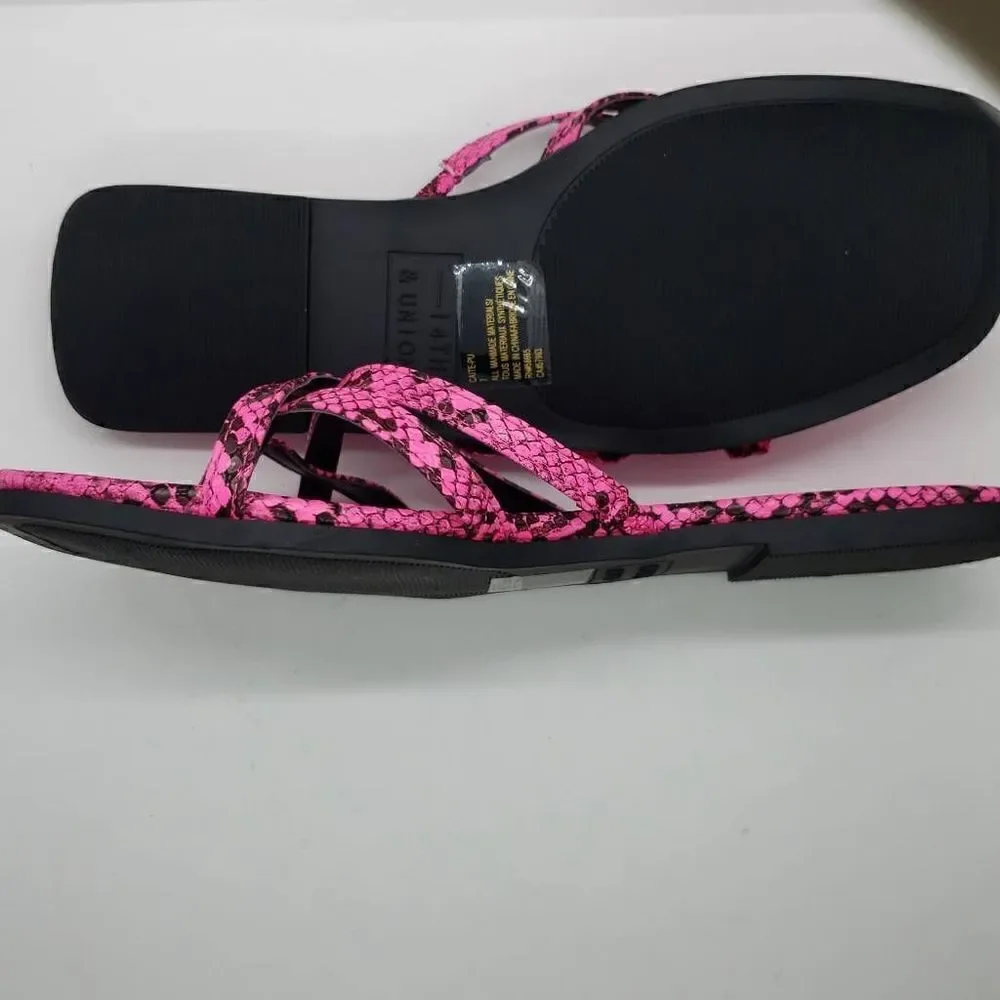 14th And Union Size 7 Hot Pink Snake Skin Flip Flop